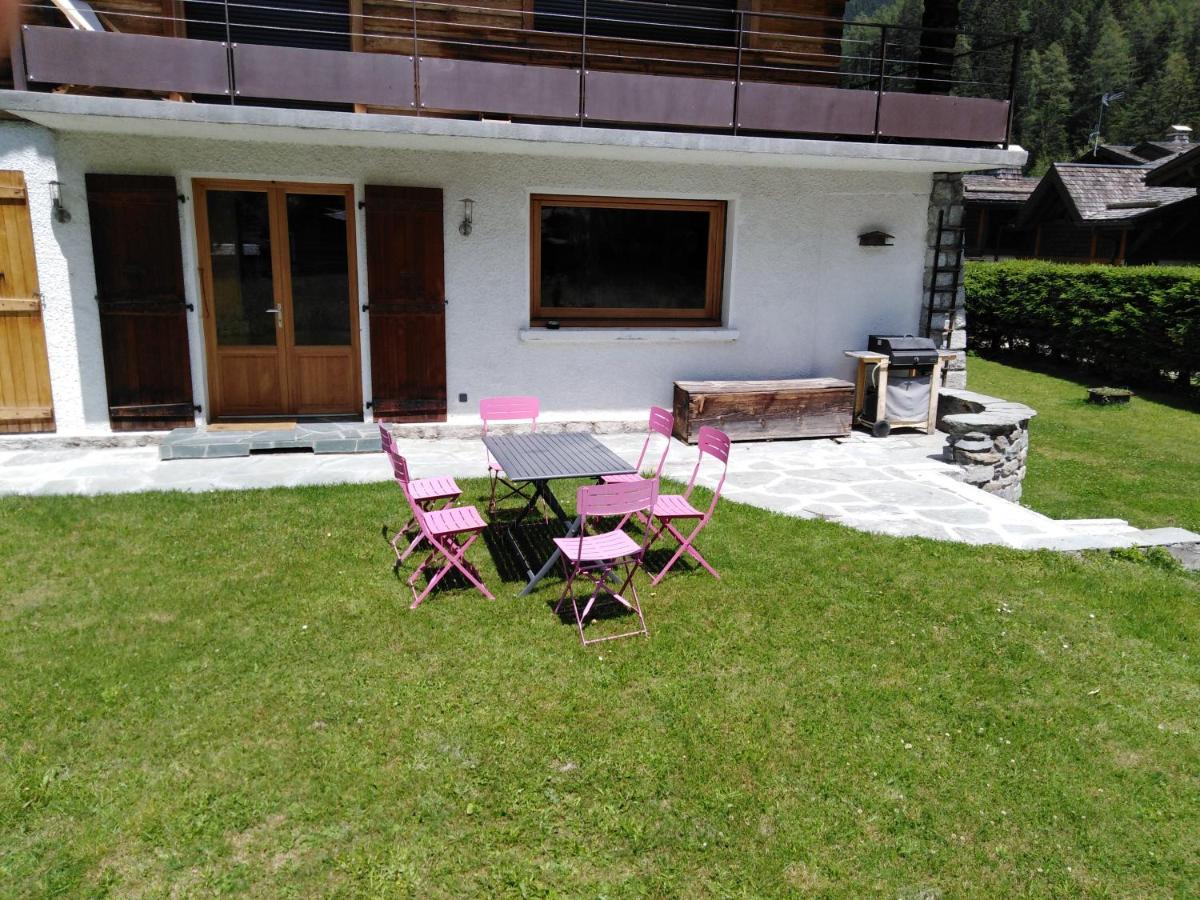 Appartement Avec Terrasse Chamonix Exterior photo